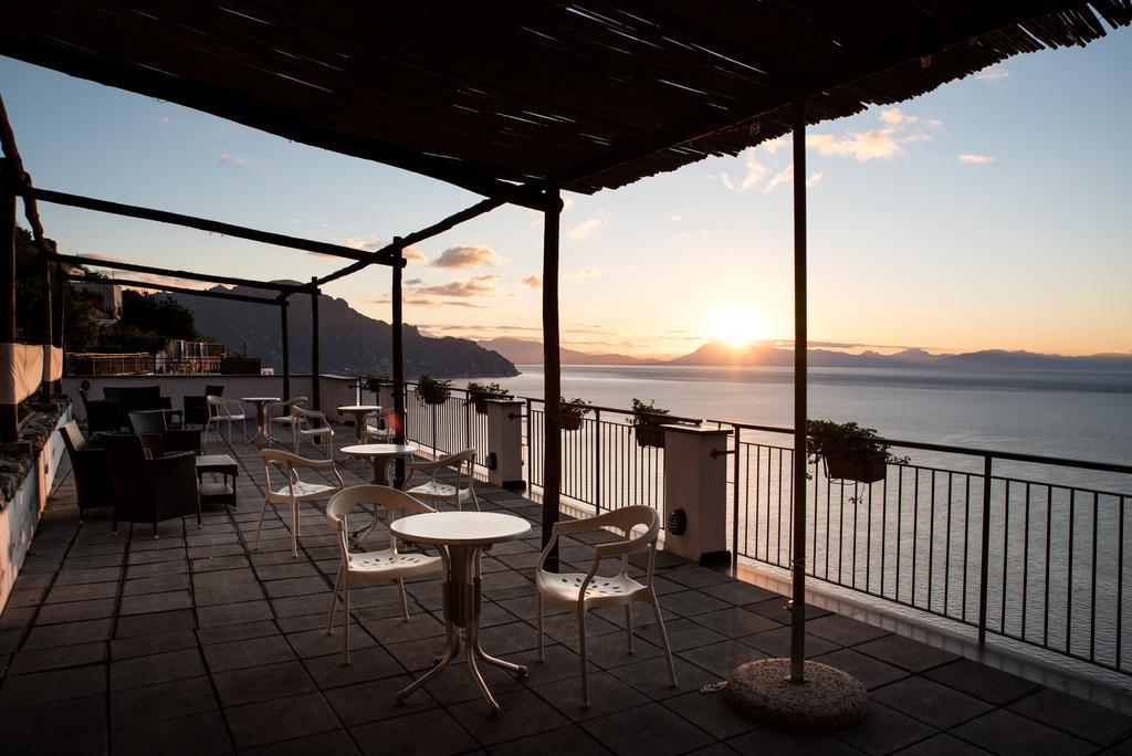 Hotel Doria Амальфи Экстерьер фото